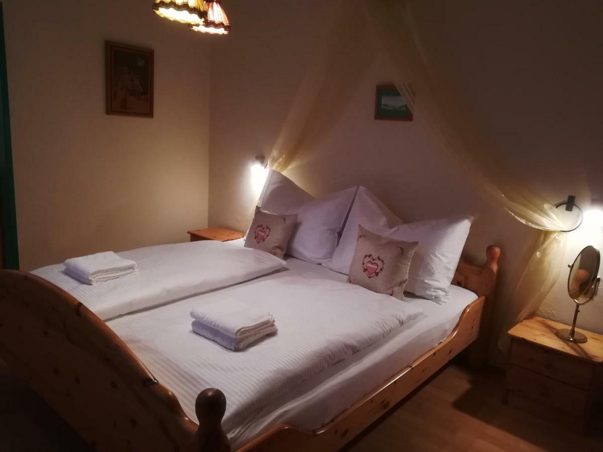 Villa Lindlhof Fam. Taferner Sankt Andrä Esterno foto