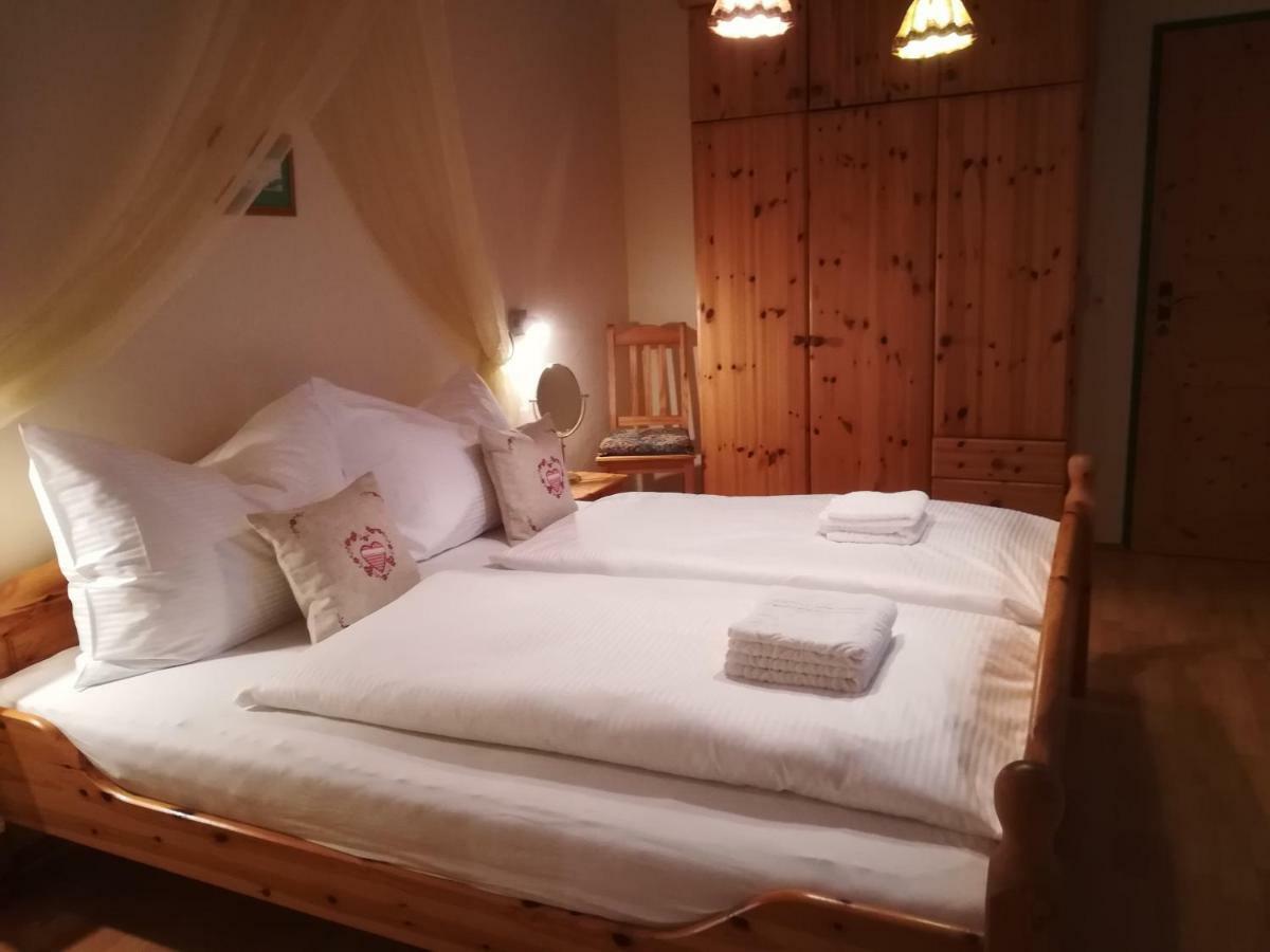 Villa Lindlhof Fam. Taferner Sankt Andrä Esterno foto